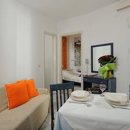 Filia Aparthotel 3*